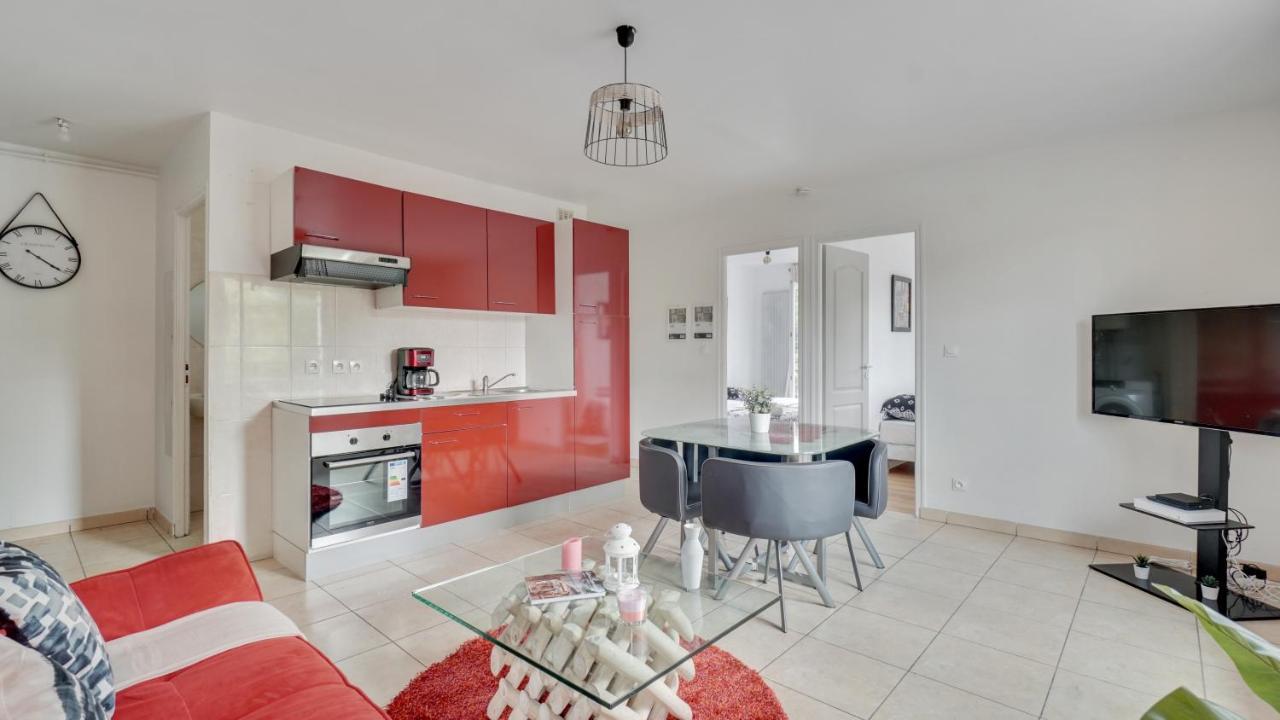 Chic Apart With Parking Near Paris Apartman Aubervilliers Kültér fotó